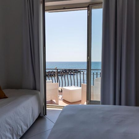 Teddu B&B Giardini Naxos Dış mekan fotoğraf