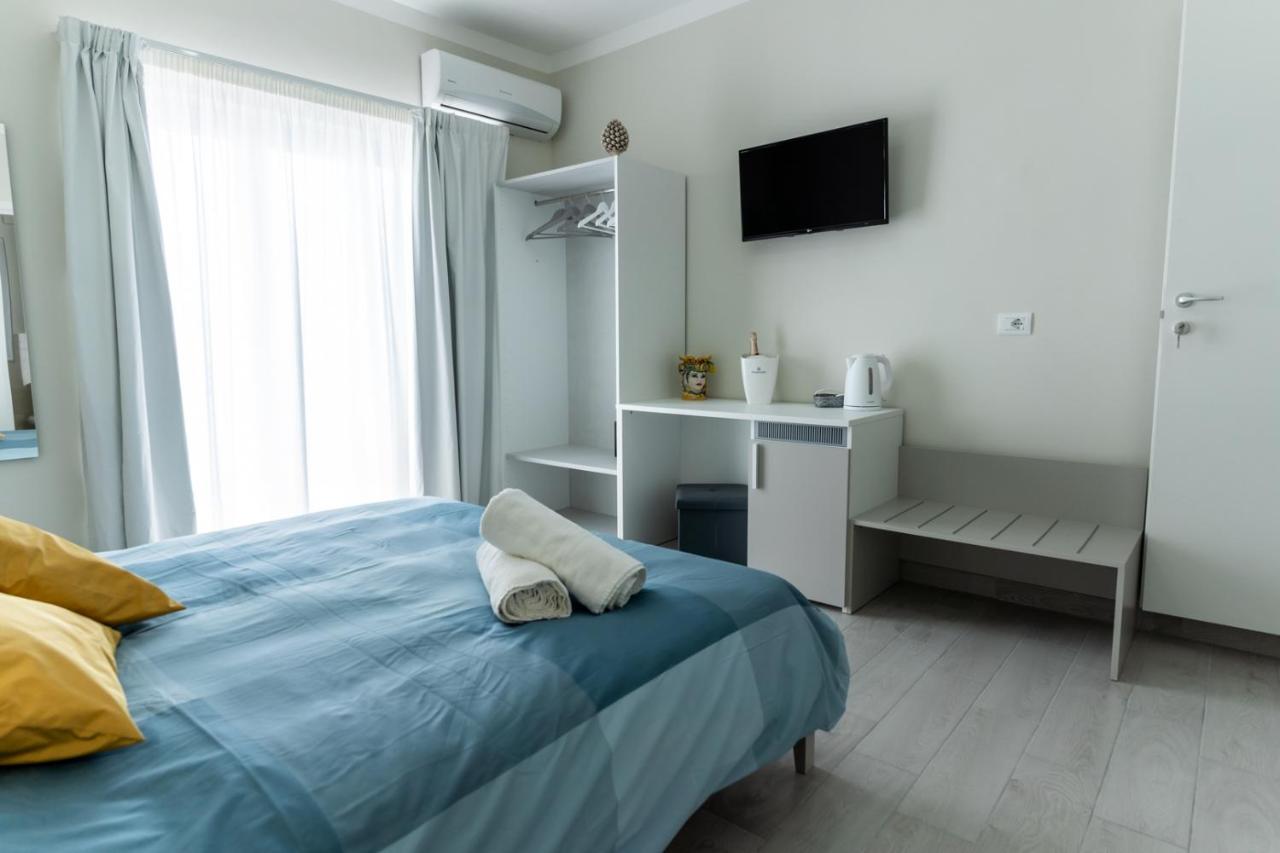 Teddu B&B Giardini Naxos Dış mekan fotoğraf