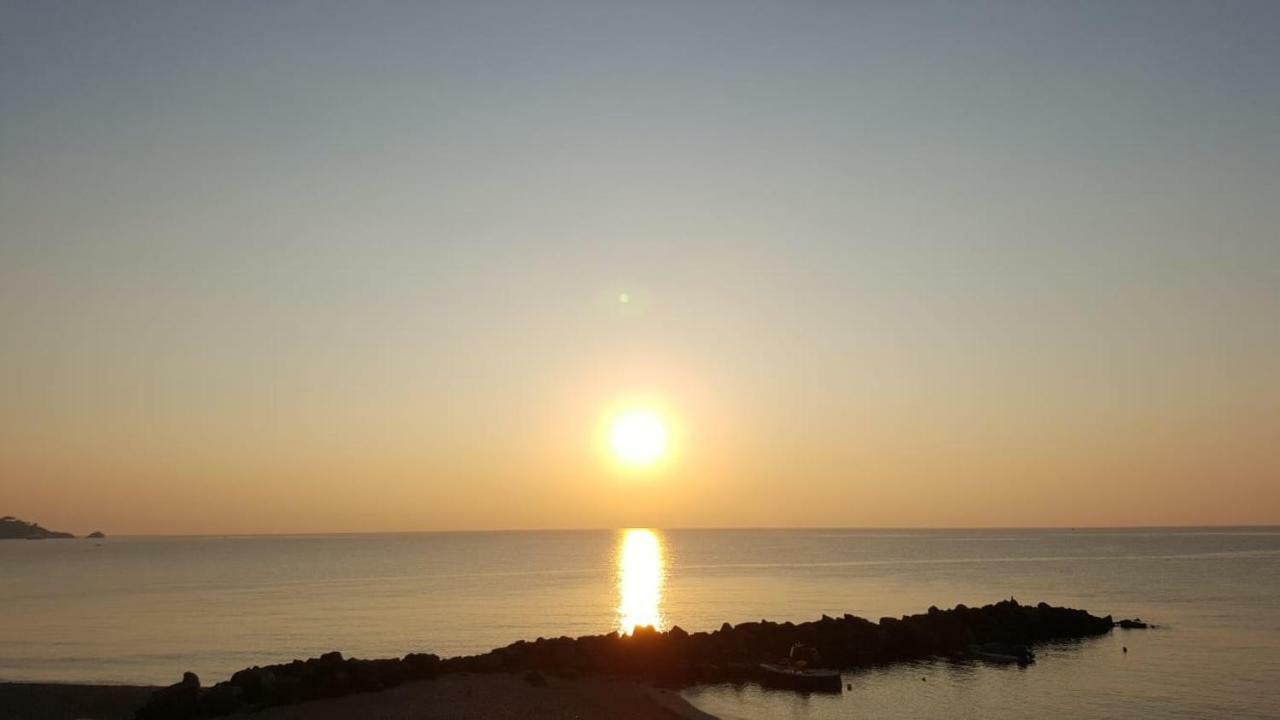 Teddu B&B Giardini Naxos Dış mekan fotoğraf